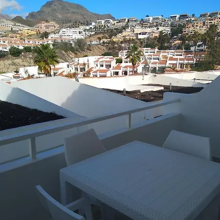 Modern In San Eugenio