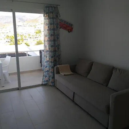 Apartman Modern In San Eugenio