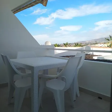 Modern In San Eugenio Apartment *